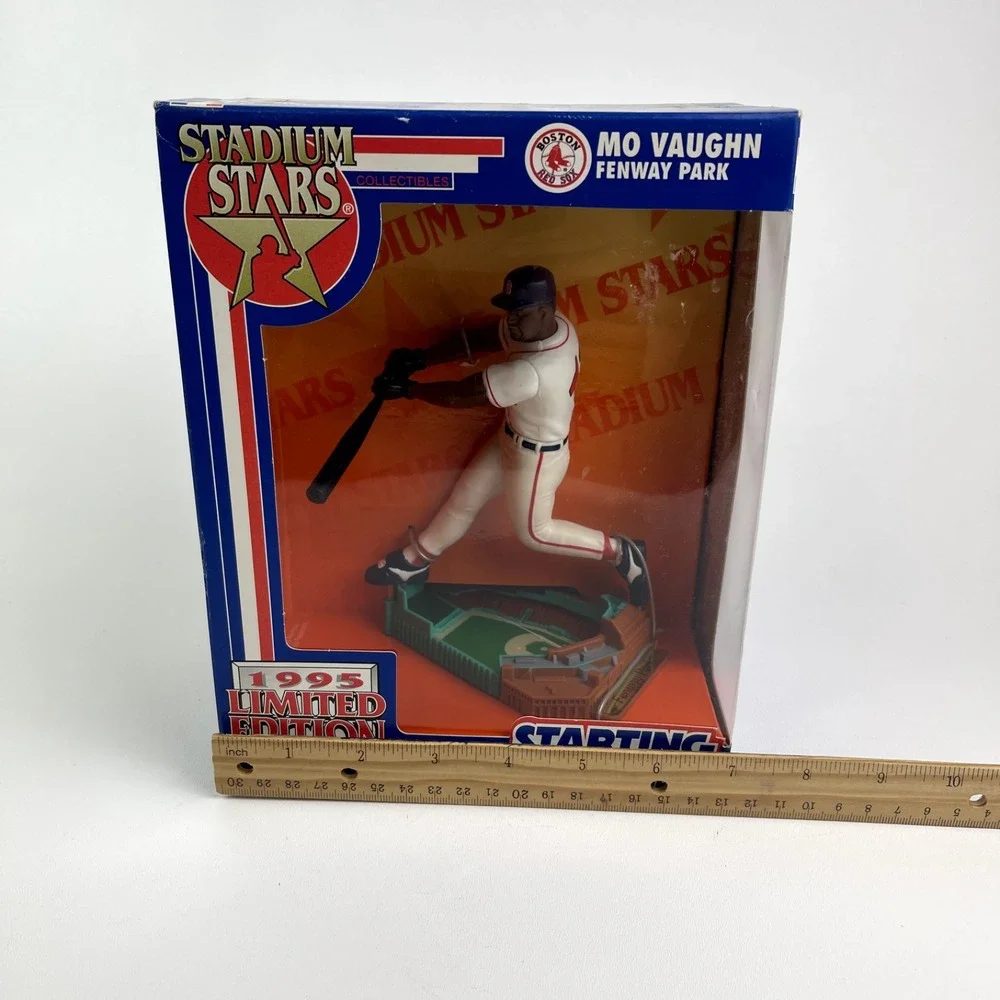 Starting Lineup Limited Edition Stadium Stars Fenway Park Mo Vaughn 1995